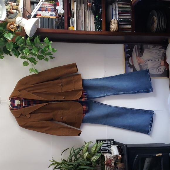 L.E.I Life Energy Intelligence Bootcut Jean's - Picture 2 of 7